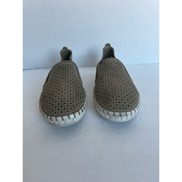 SKECHERS Women’s Sepulveda Blvd Taupe Laser Cut Round Toe Slip On Shoe Sz 9 - Picture 4 of 11